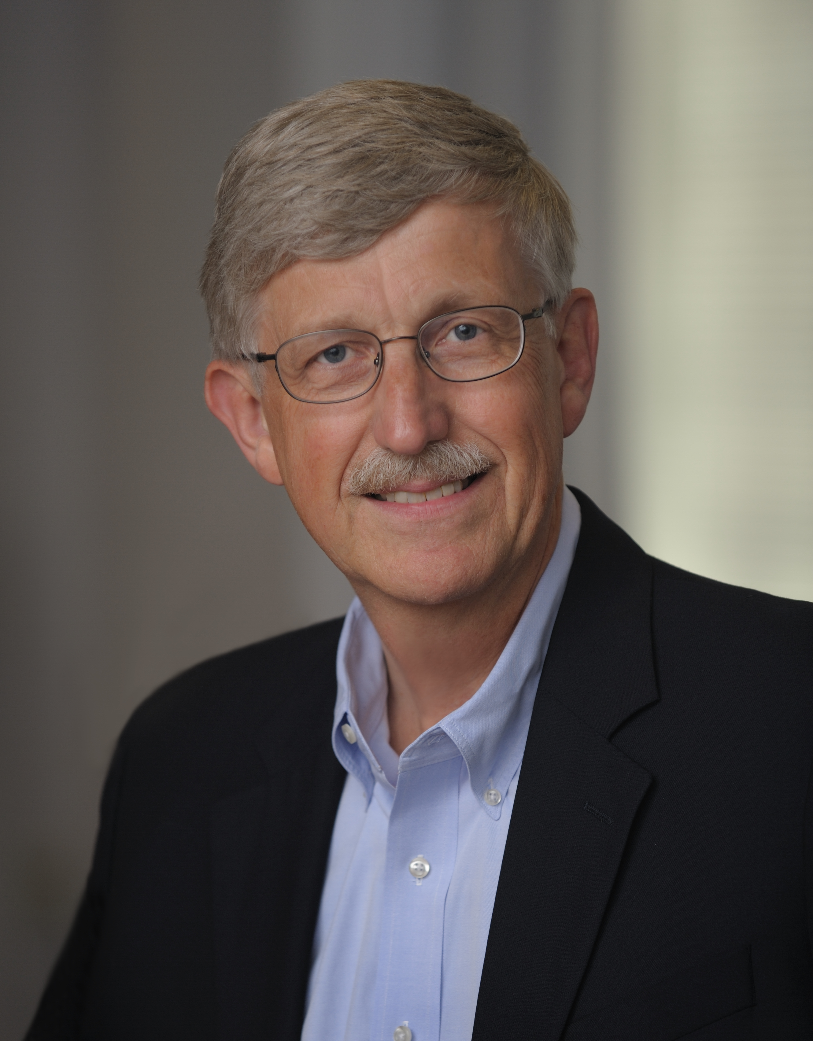 Portrait of Dr. Francis Collins.