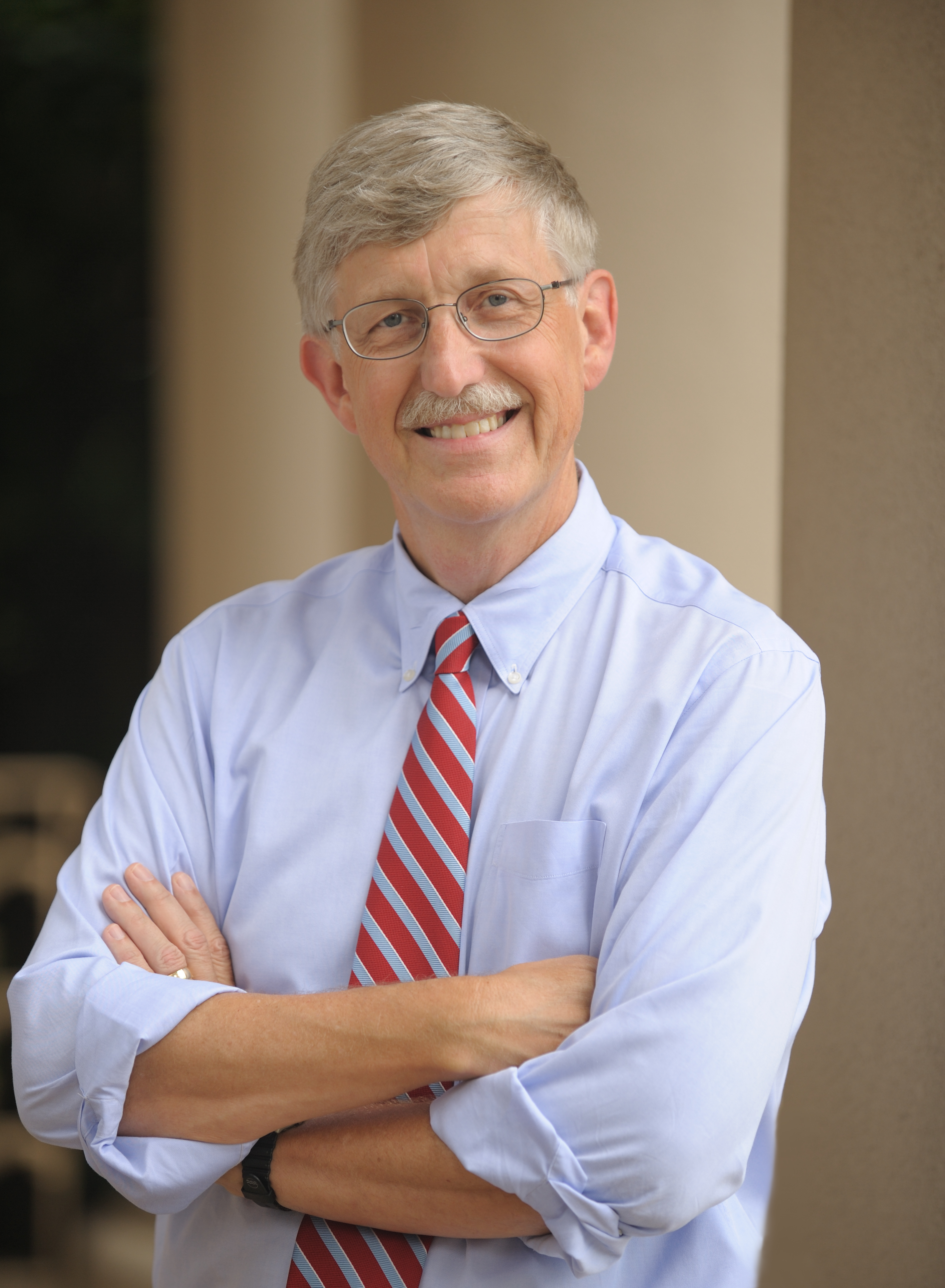 Portrait of Dr. Francis Collins.