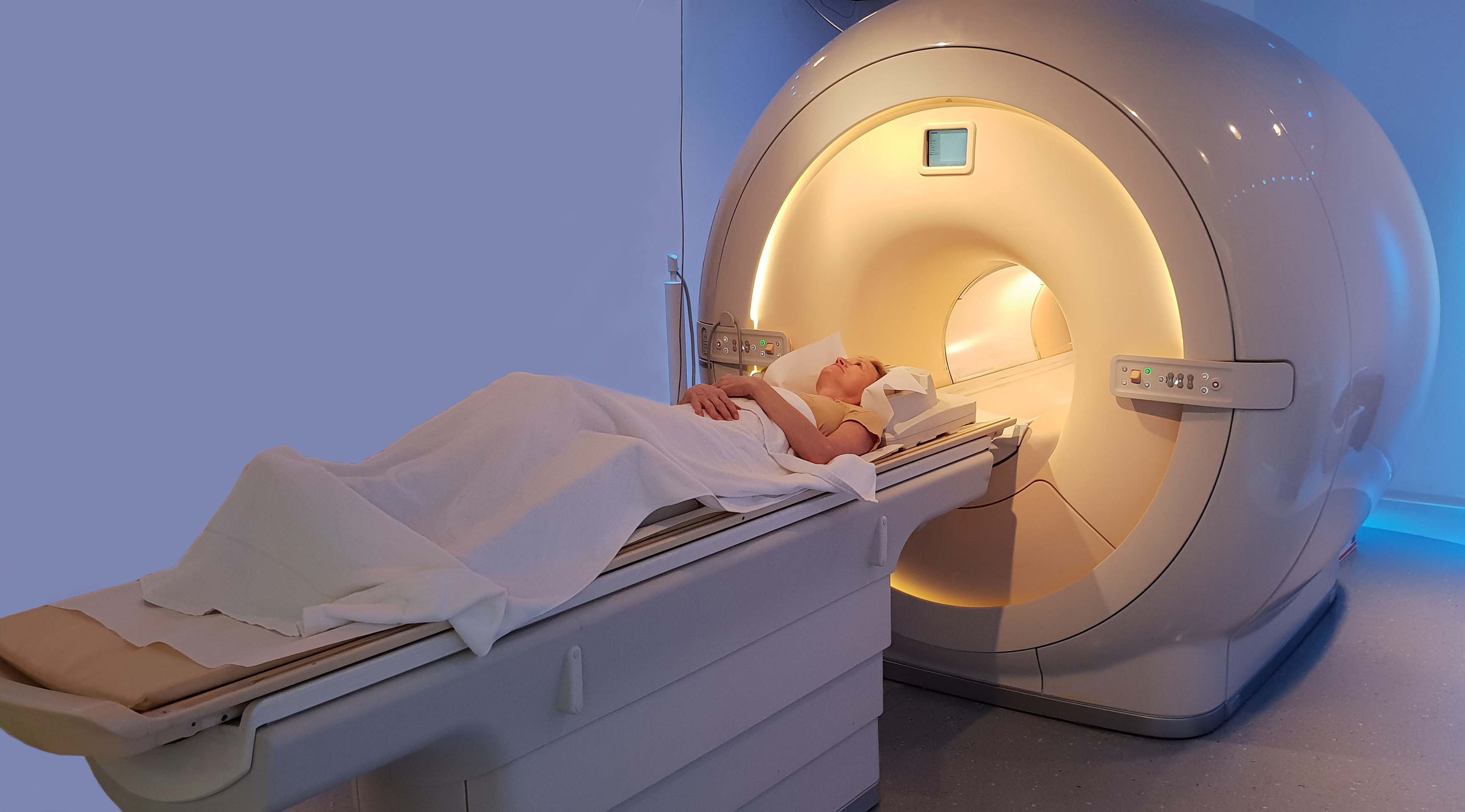 Women in MRI scanner