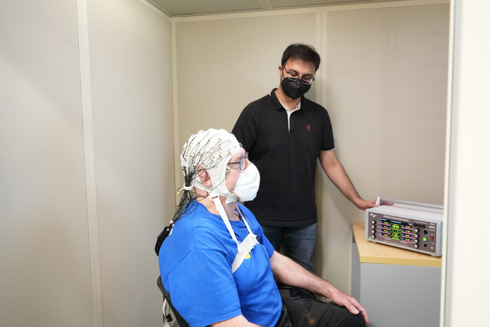 Transcranial stimulation treatment Transcranial stimulation treatment
