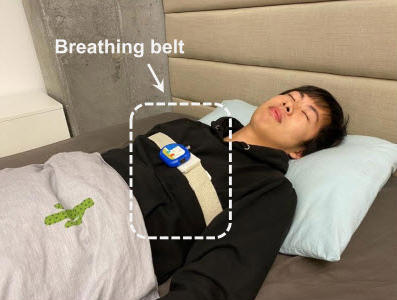  A graduate student sleeps with a breathing belt