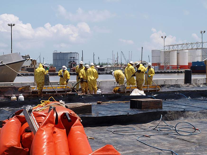 Image of oil spill cleanup workers