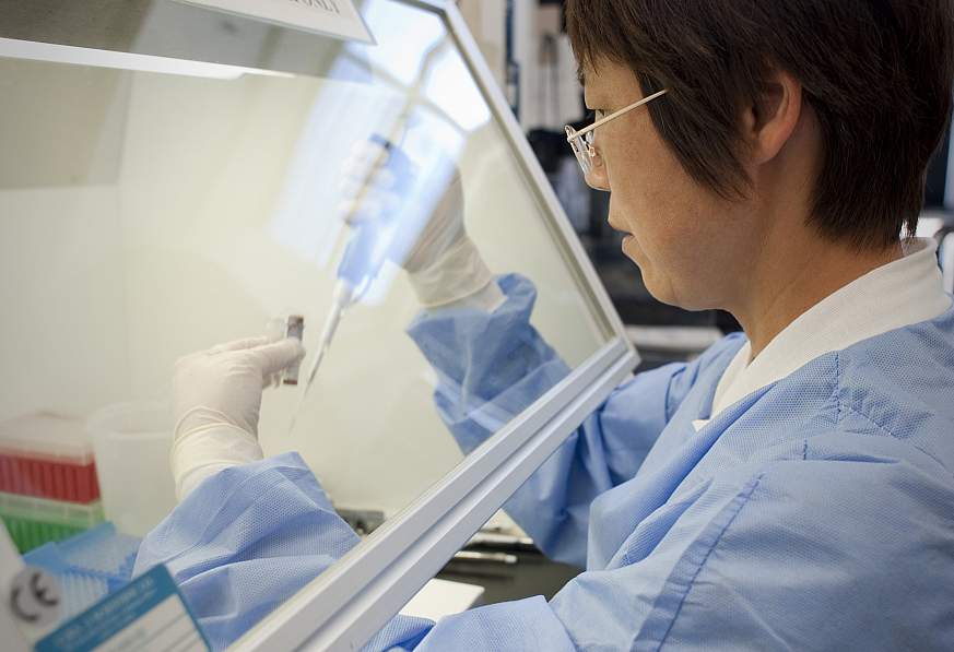 Image of an NIAID Vaccine Research Center scientist.