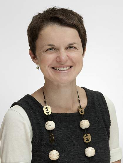 Dr. Melanie Ott