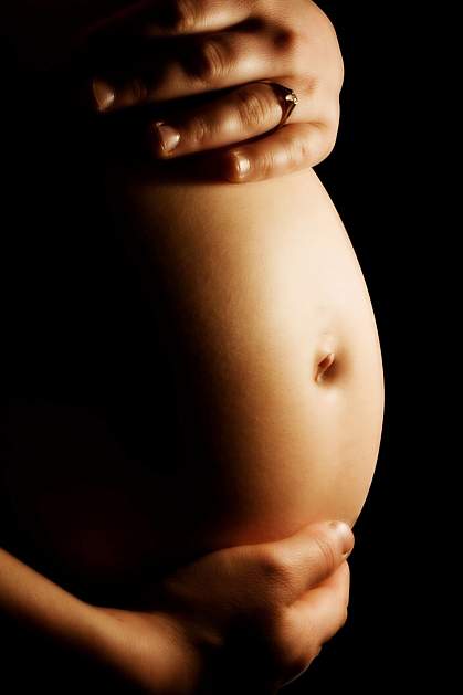 Picture of a pregnant woman's abdomen