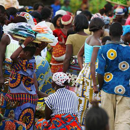 Photo of Africans in a crowded outdoor market