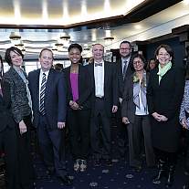 NIAMS staff with Accelerating Medicines Partnership collaborators.