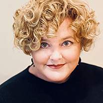 portrait of Shannon Zenk