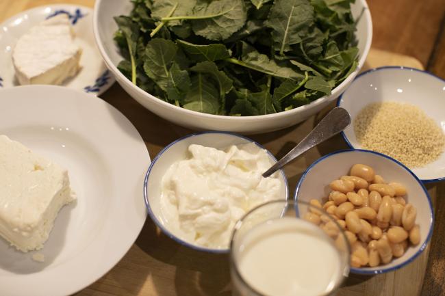 Image of calcium-rich foods