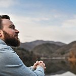 Higher doses of buprenorphine may improve treatment outcomes for people with opioid use disorder